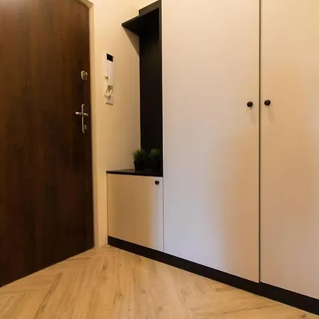 Comfy And Bright- Golden Apartments- Old Town Krakov