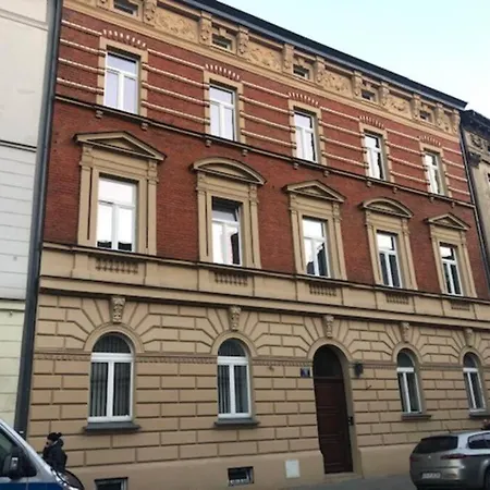 Comfy And Bright- Golden Apartments- Old Town *