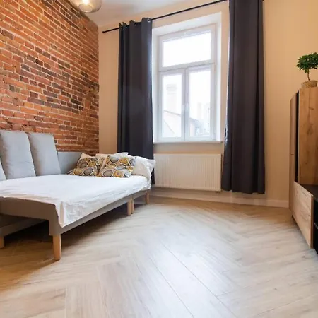 Comfy And Bright- Golden Apartments- Old Town Apartmán *